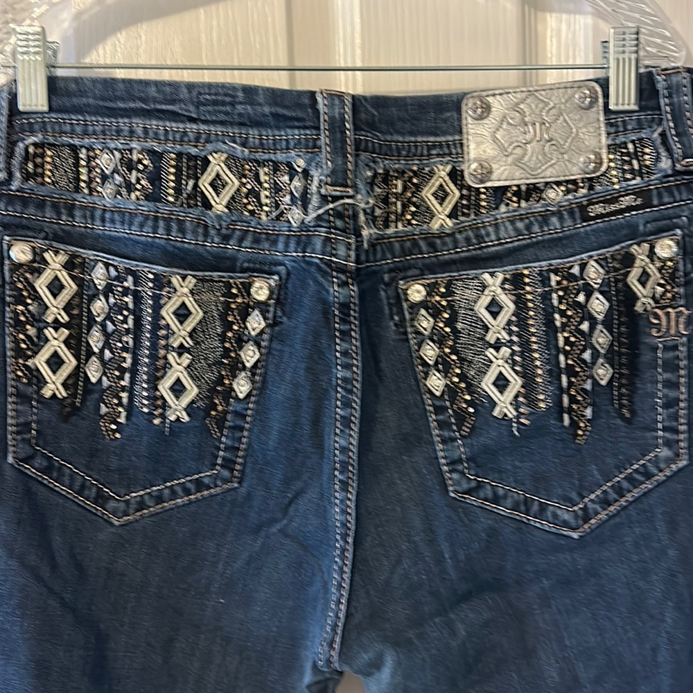 Buckle miss me boot cut jeans size 33/31